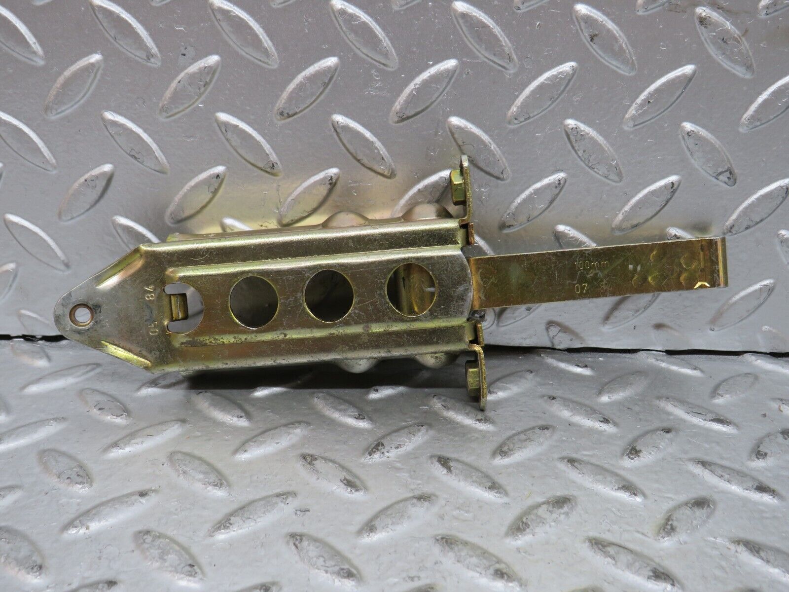 28507 Mercedes-Benz S123 240D Wagon  Door Safety Check Strap