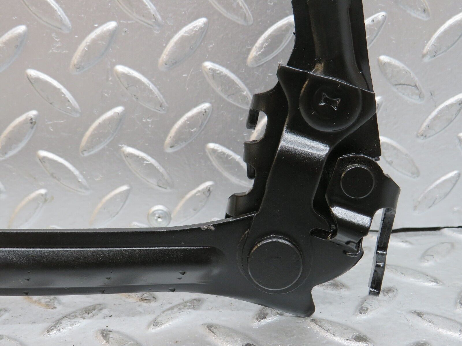 28450 Mercedes-Benz S123 240D Wagon Bonnet Hinge Right Side