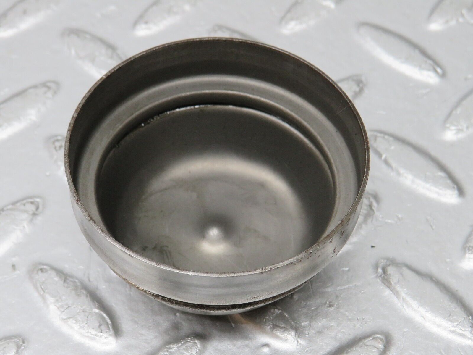 33478 Mercedes-Benz W202 C180 Wheel Hub Locking Cap