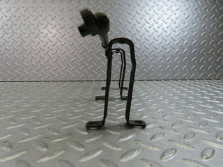 W111 camshaft oil tube with rocker cover supports used OEM