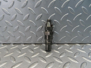 10982 Mercedes-Benz W115 220D Fuel Injector Bosch KCA30sd27/4