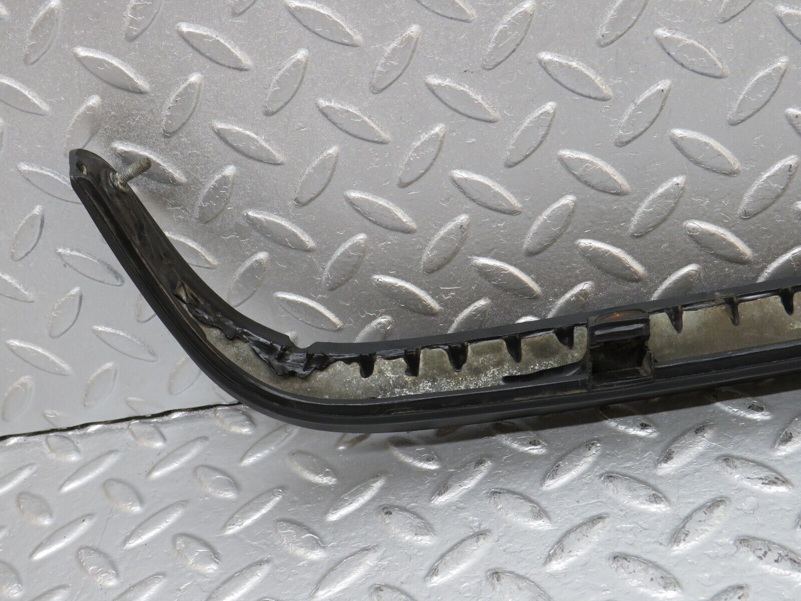40570 Mercedes-Benz W123 300D Tail Light Moulding Trim Left Side