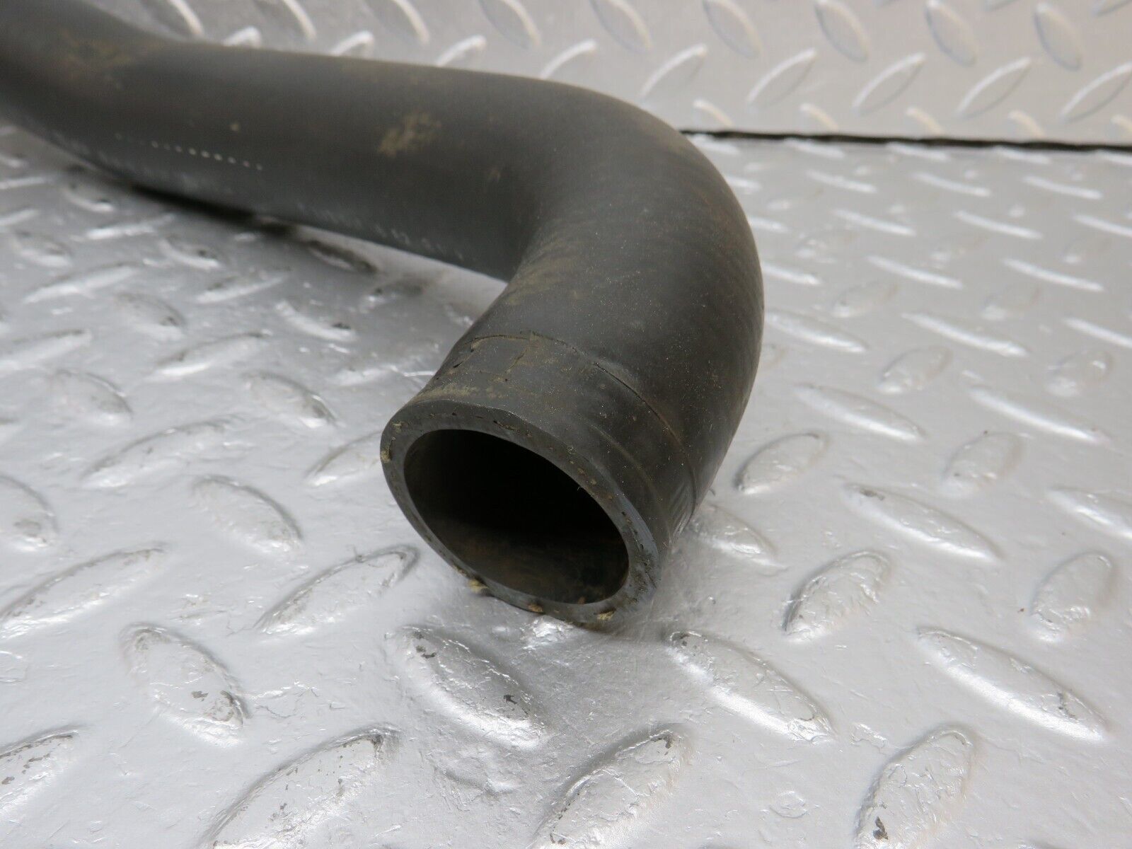 40577 Mercedes-Benz W123 300D Radiator Hose Pipe 1235011882
