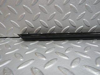 40640 Mercedes-Benz W123 300D Rear Right Door Centre Moulding Trim