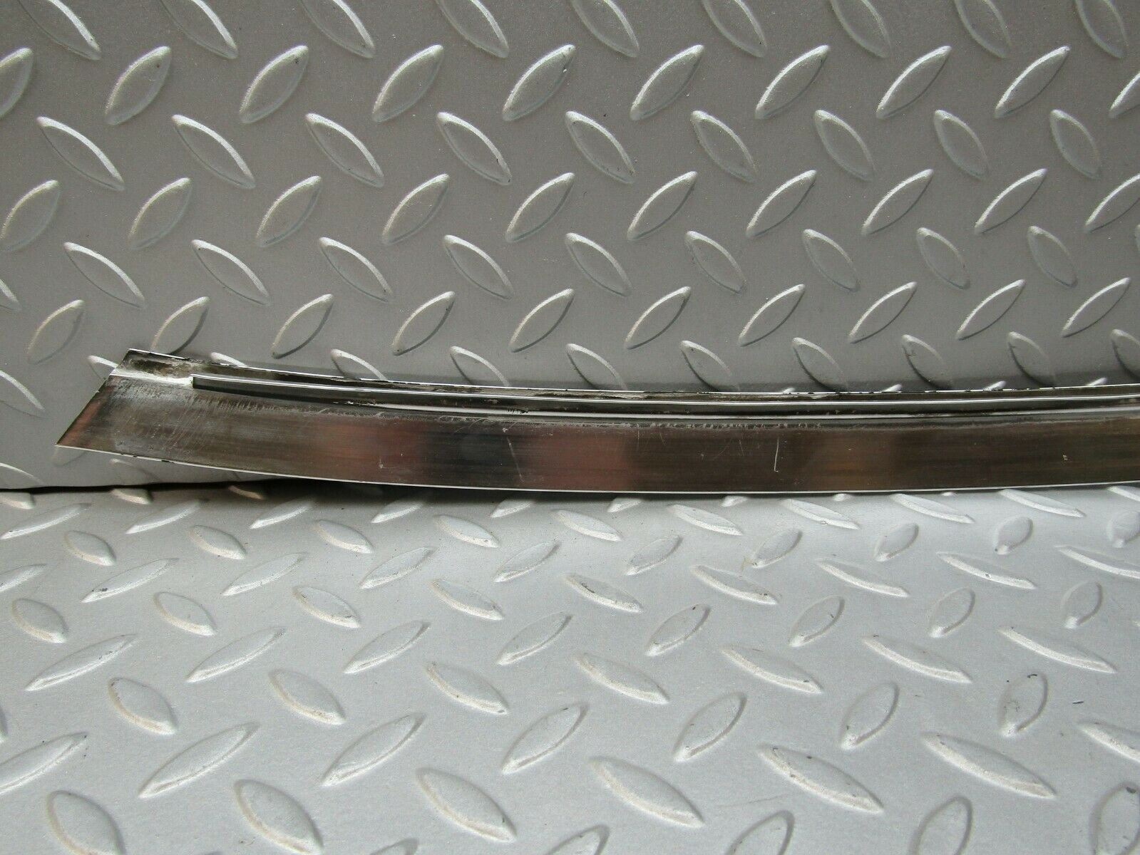 3318 Mercedes-Benz W115 220D Rear Right C Pillar Chrome Moulding