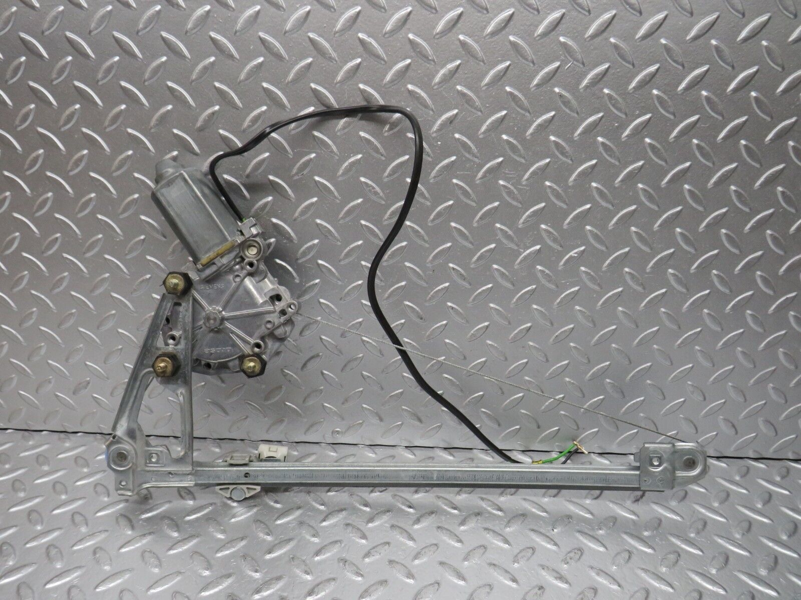 32309 Mercedes-Benz S124 300TE Wagon Rear Right Power Window Regulator With Motor