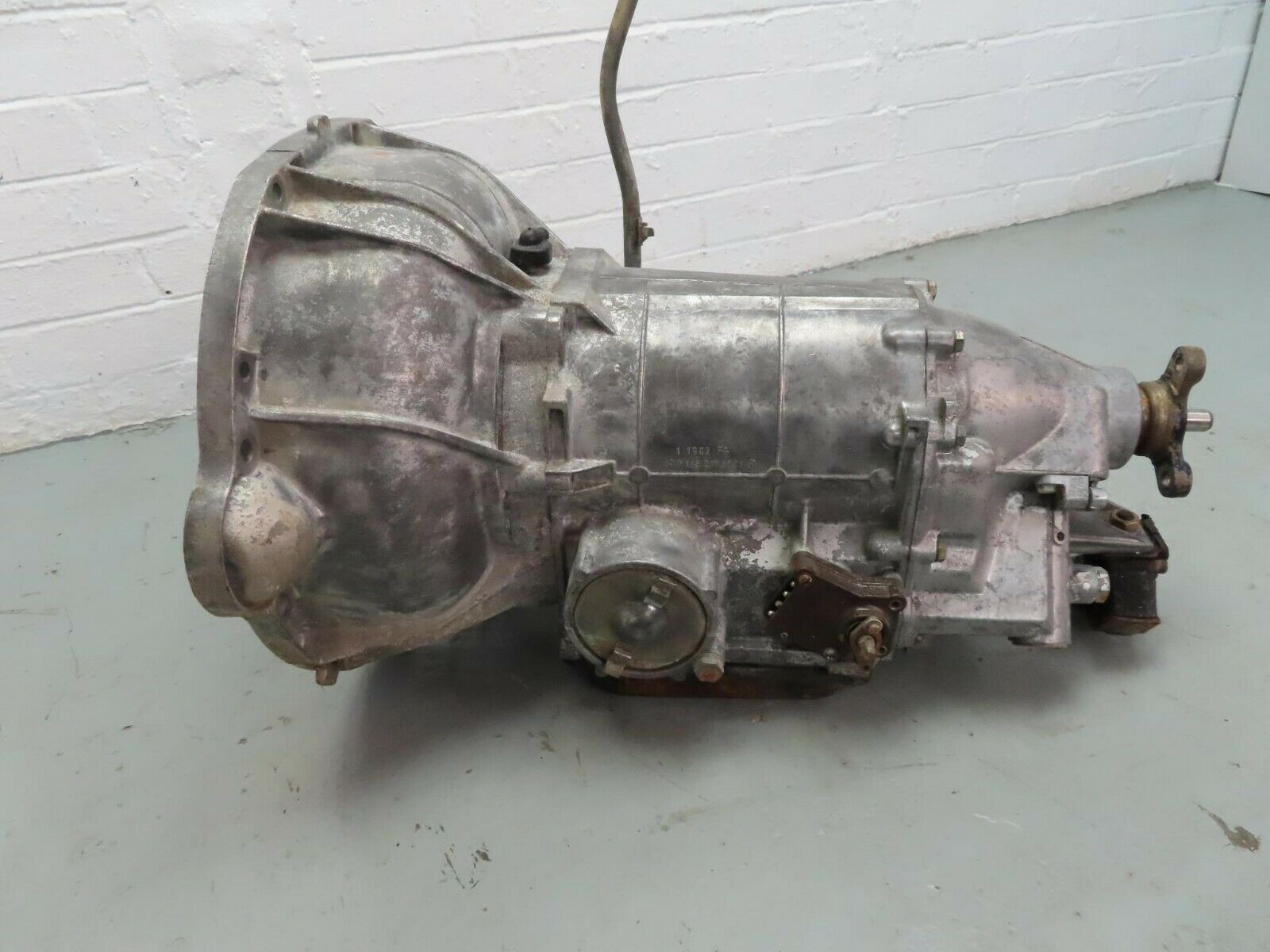 7112 Mercedes-Benz C107 350SLC Coupe Automatic Gearbox 1152713101