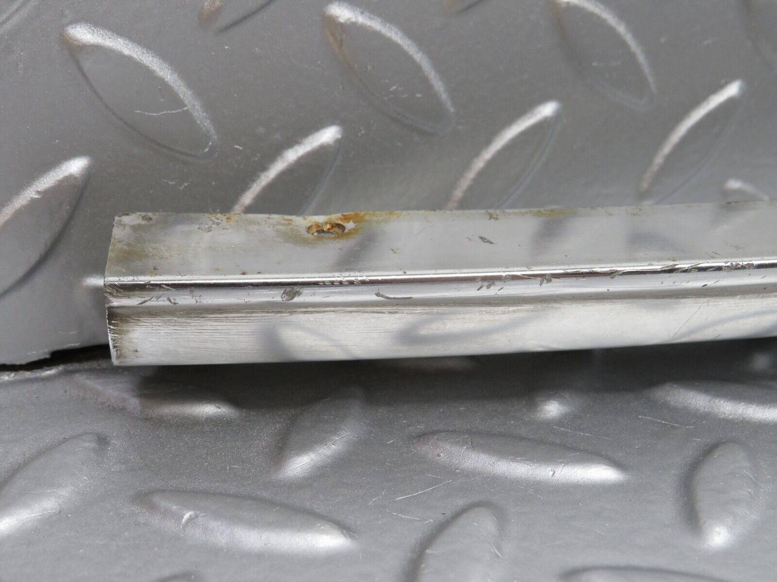 40200 Mercedes-Benz R107 Hardtop Under Windshield Chrome Trim