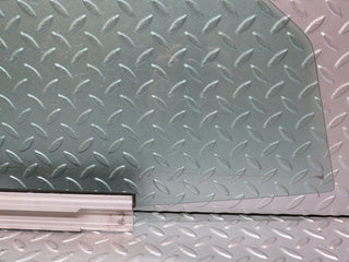 33830 Mercedes-Benz W201 190E 2.0L Front Left Door Window Glass