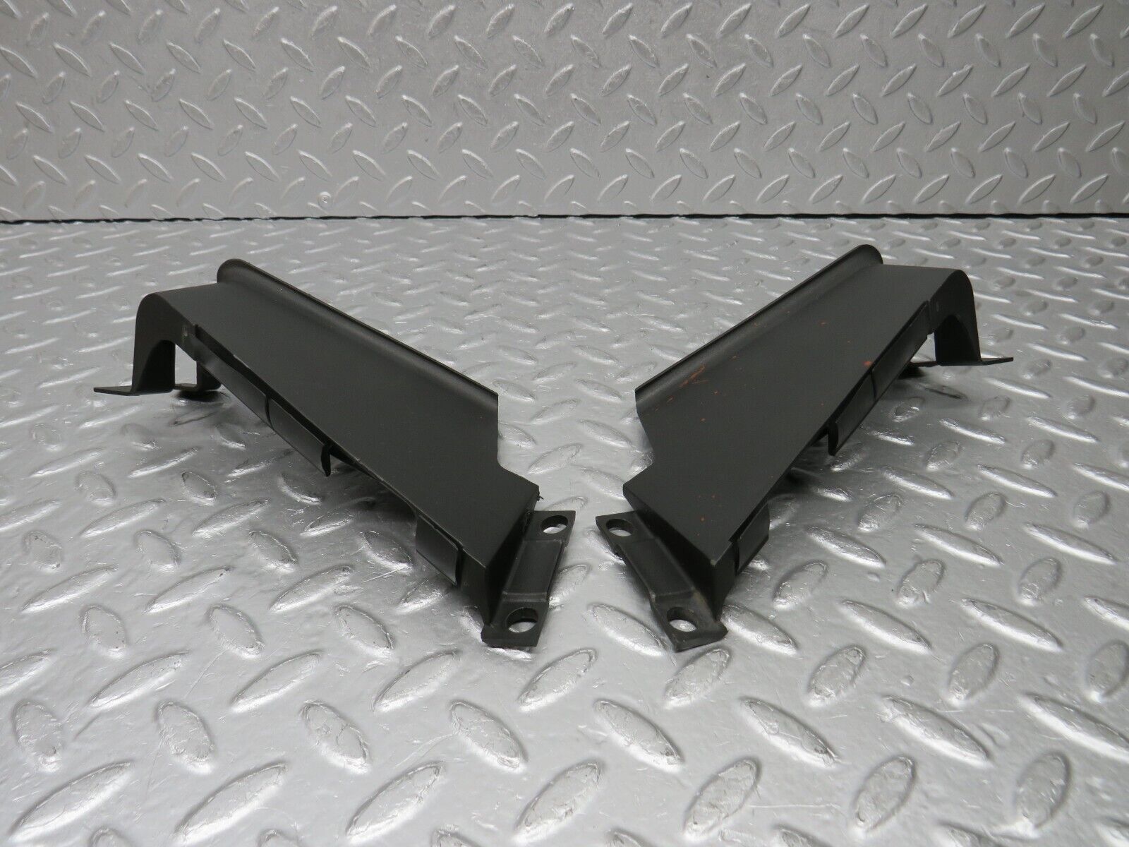 38299 Mercedes-Benz R129 280SL Coupe Radiator Fan Shroud Cover 2x 1295051388 1295051288