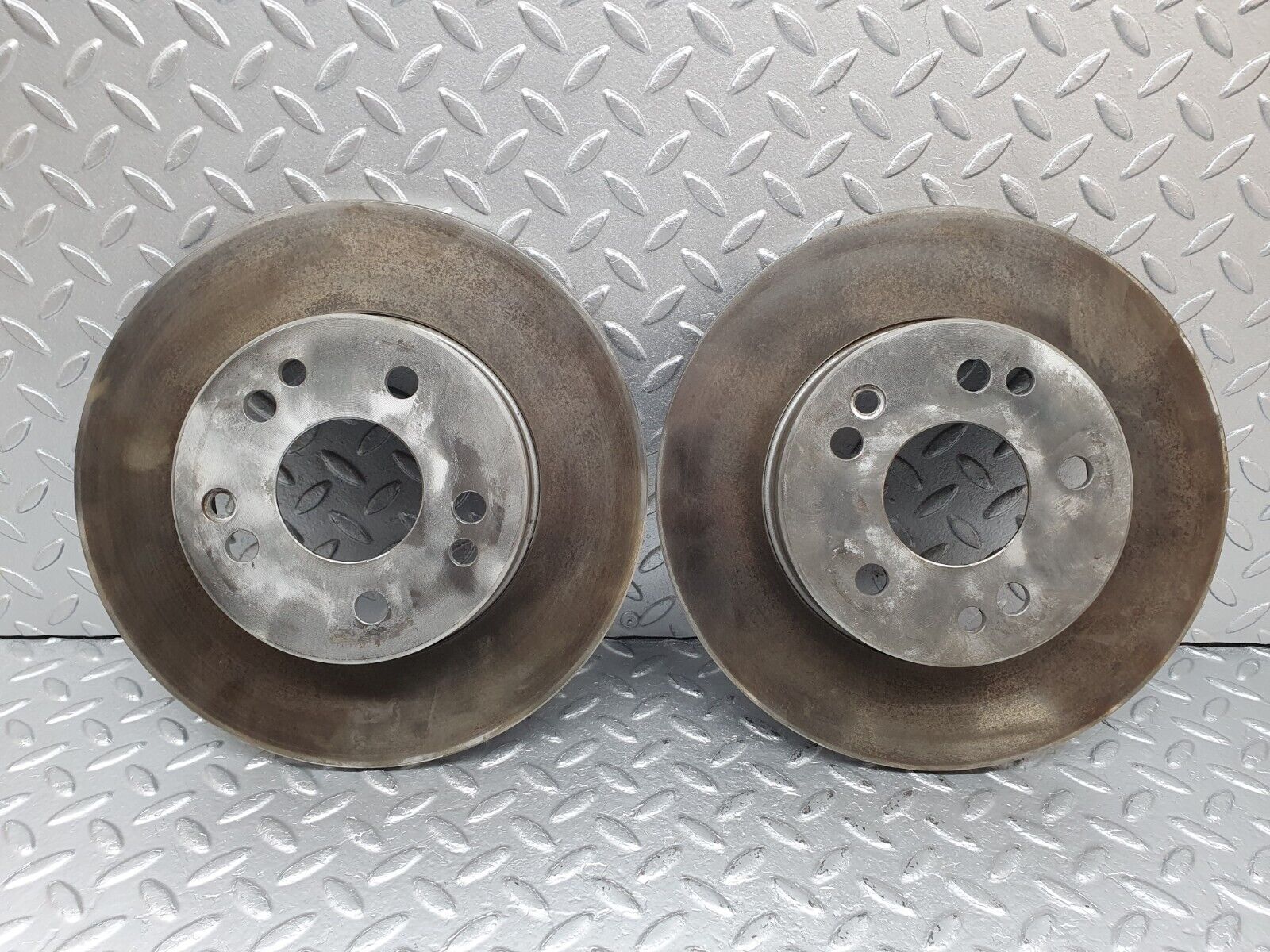 41585 Mercedes-Benz W124 200E Front Brake Disc Pair 284mm PAGID 52107