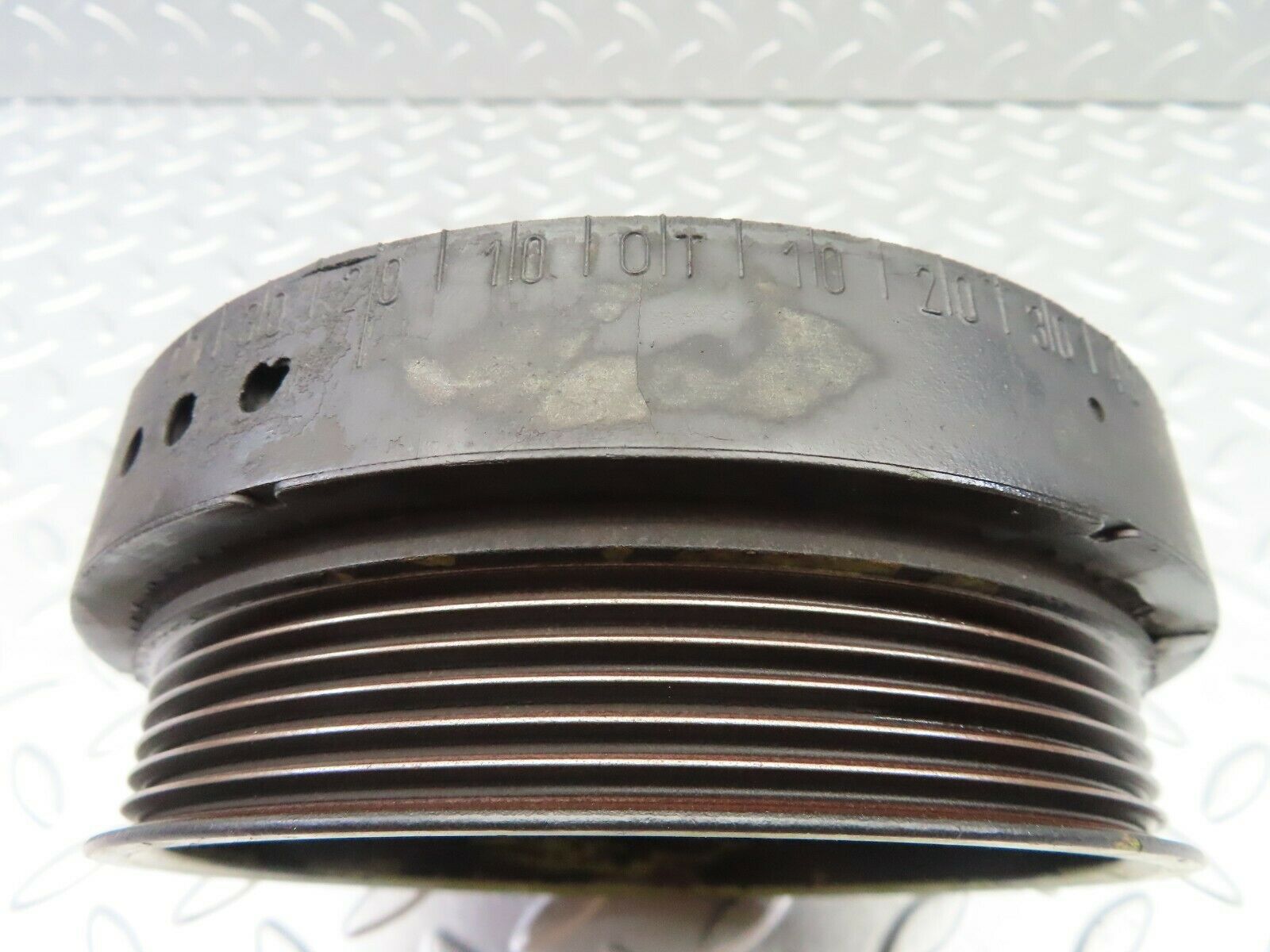 6814 Mercedes-Benz S124 E220 Wagon Crankshaft Belt Pulley 1110300403