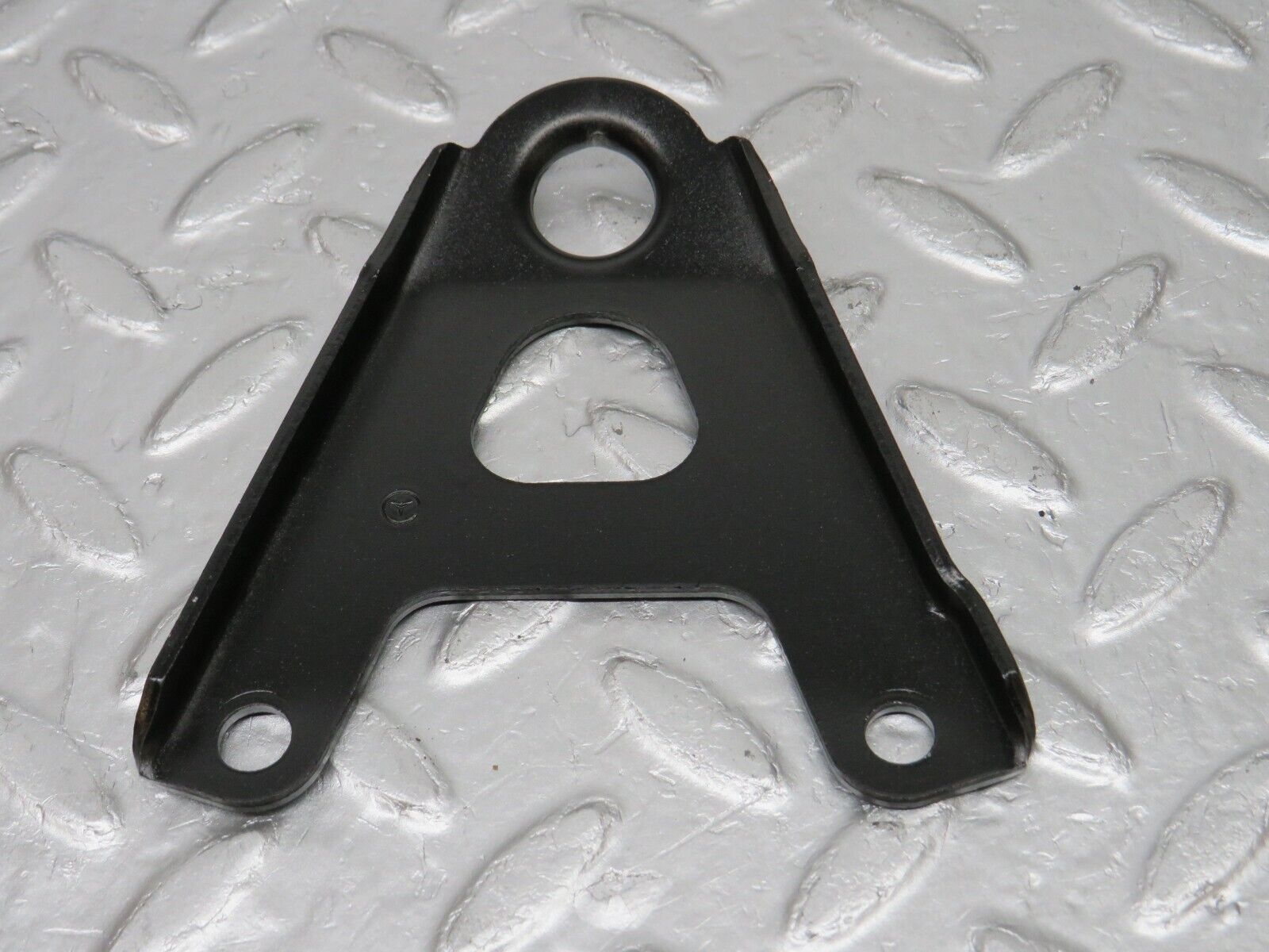 33547 Mercedes-Benz W202 C180 Engine Lifting Eyes Hooks