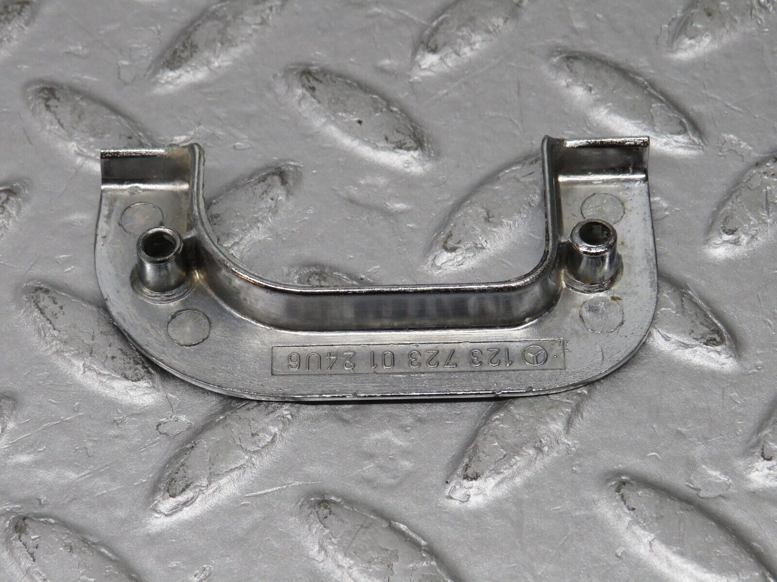 36092 Mercedes-Benz W126 420SE Interior Chrome Door Latch Left 1237230124