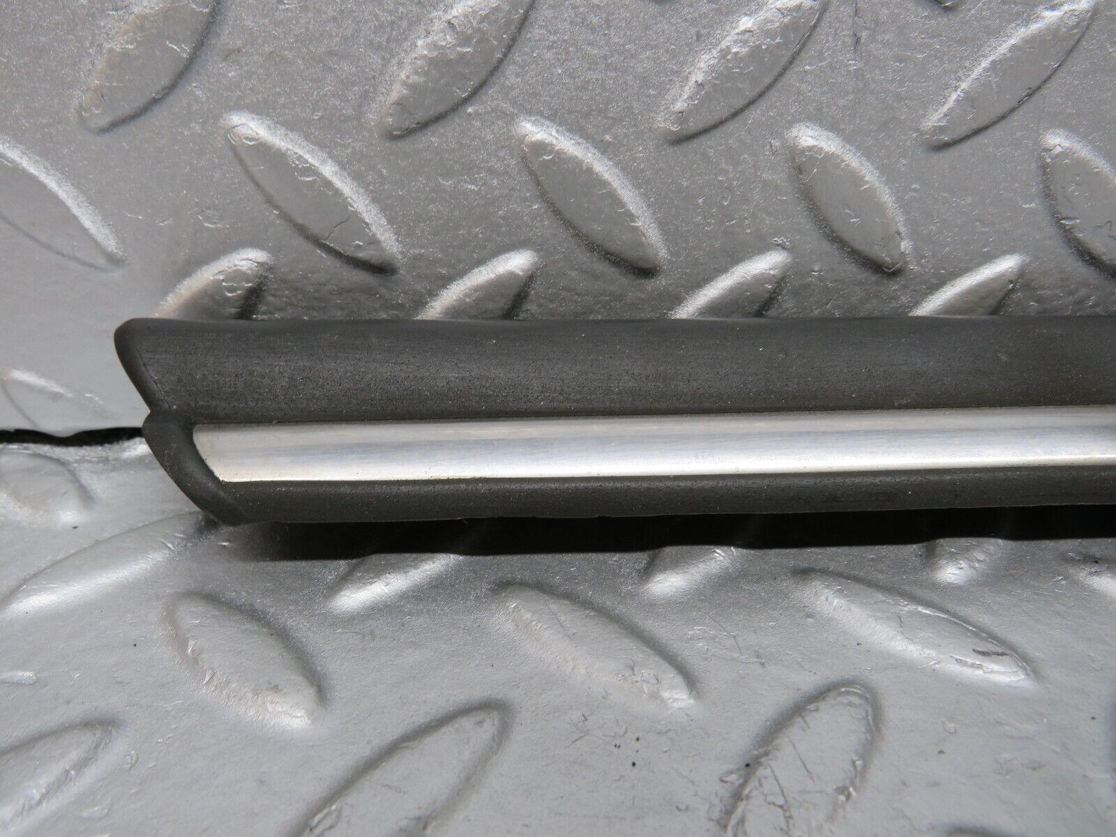 40126 Mercedes-Benz R107 350SL Front Left Fender Wing Lower Trim