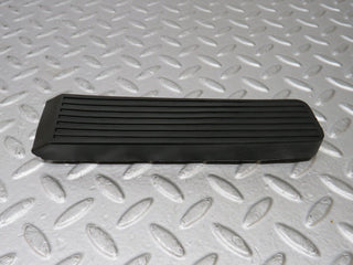 36884 Mercedes-Benz C126 420SEC Coupe Accelerator Pedal Rubber 1233010082