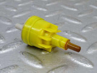 36902 Mercedes-Benz C126 420SEC Coupe Vacuum Check Valve Set 1268000078 1268000478