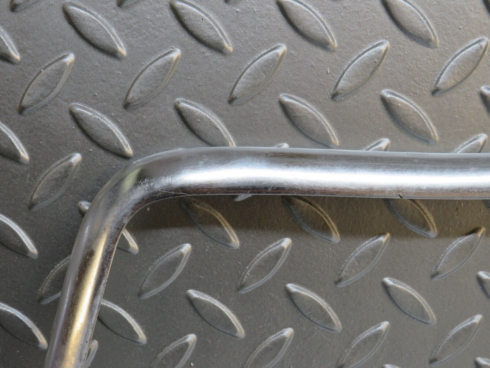 37381 Mercedes-Benz W109 300SEL Front Windscreen Chrome Frame