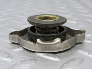 W124 Cabriolet radiator cap used OEM