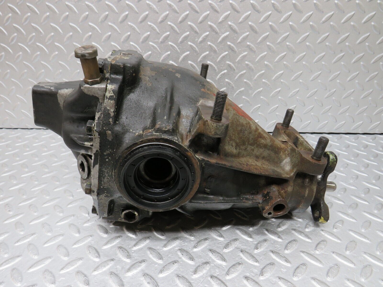 35668 Mercedes-Benz R107 280SL Rear Differential Ratio 3.58  1233511401