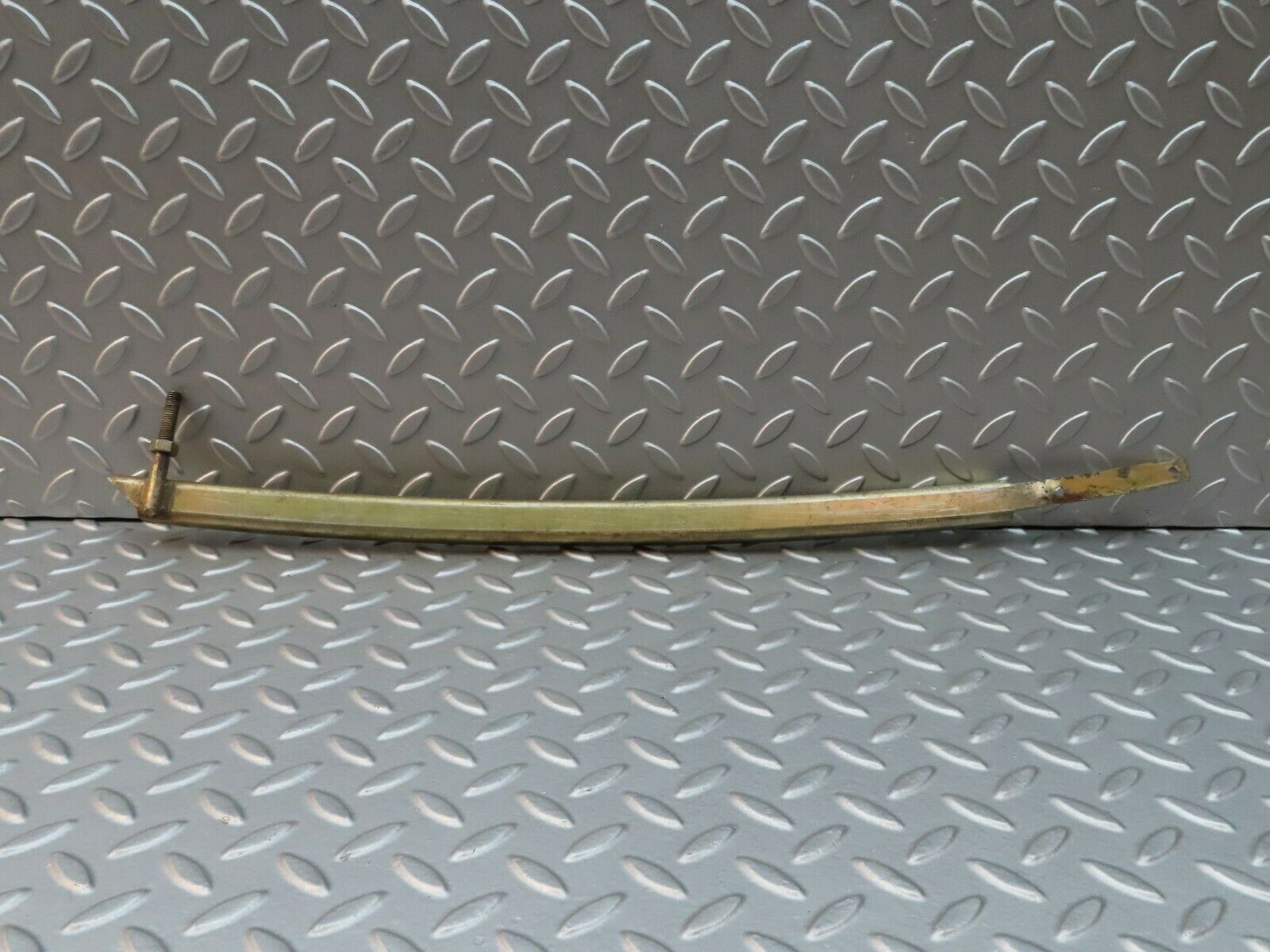 5081 Mercedes-Benz R107 350SL Coupe Front Left Window Guide Rail