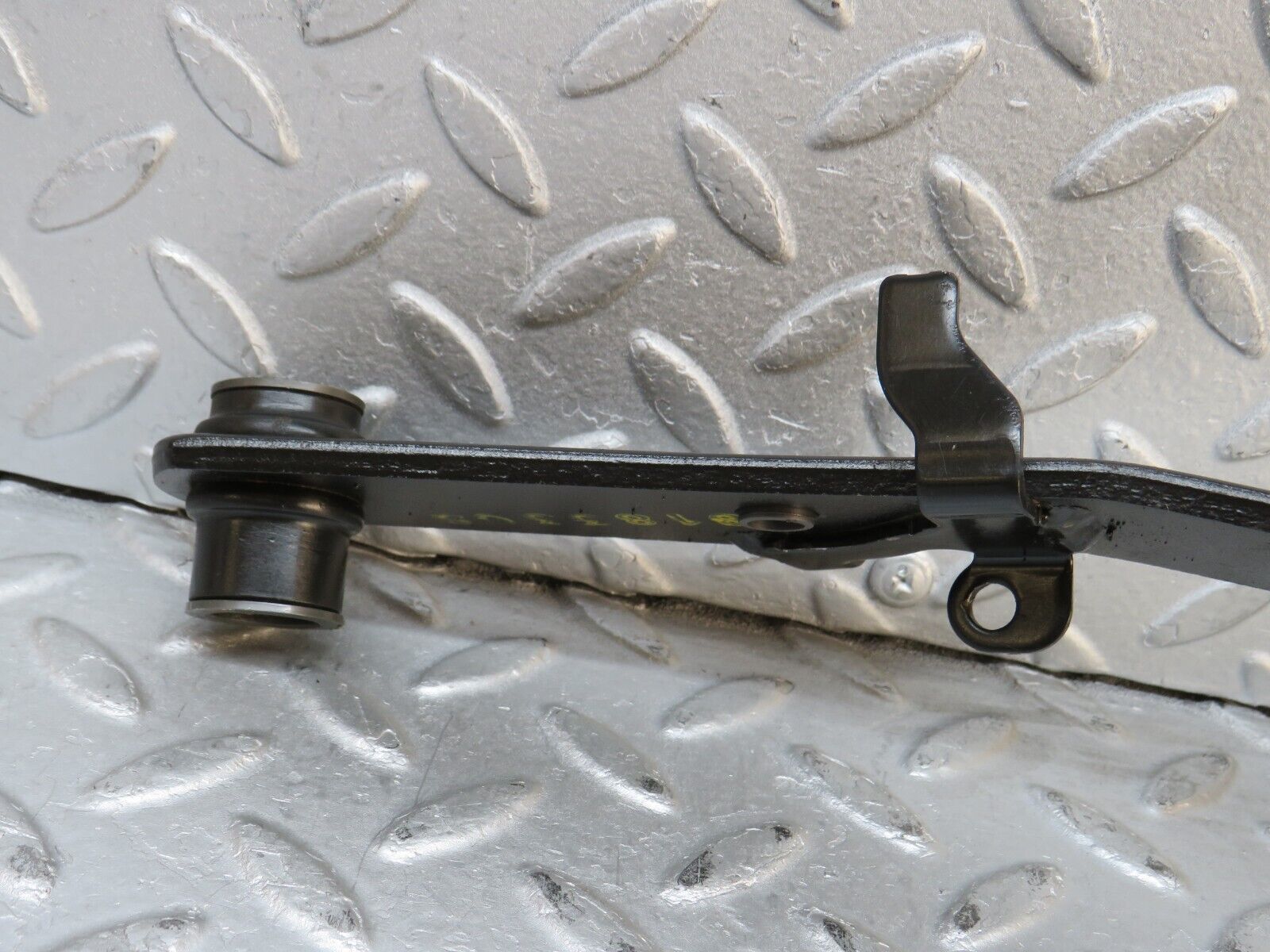 37973 Mercedes-Benz A124 320E Cabriolet Brake Pedal With Rubber 1232910082