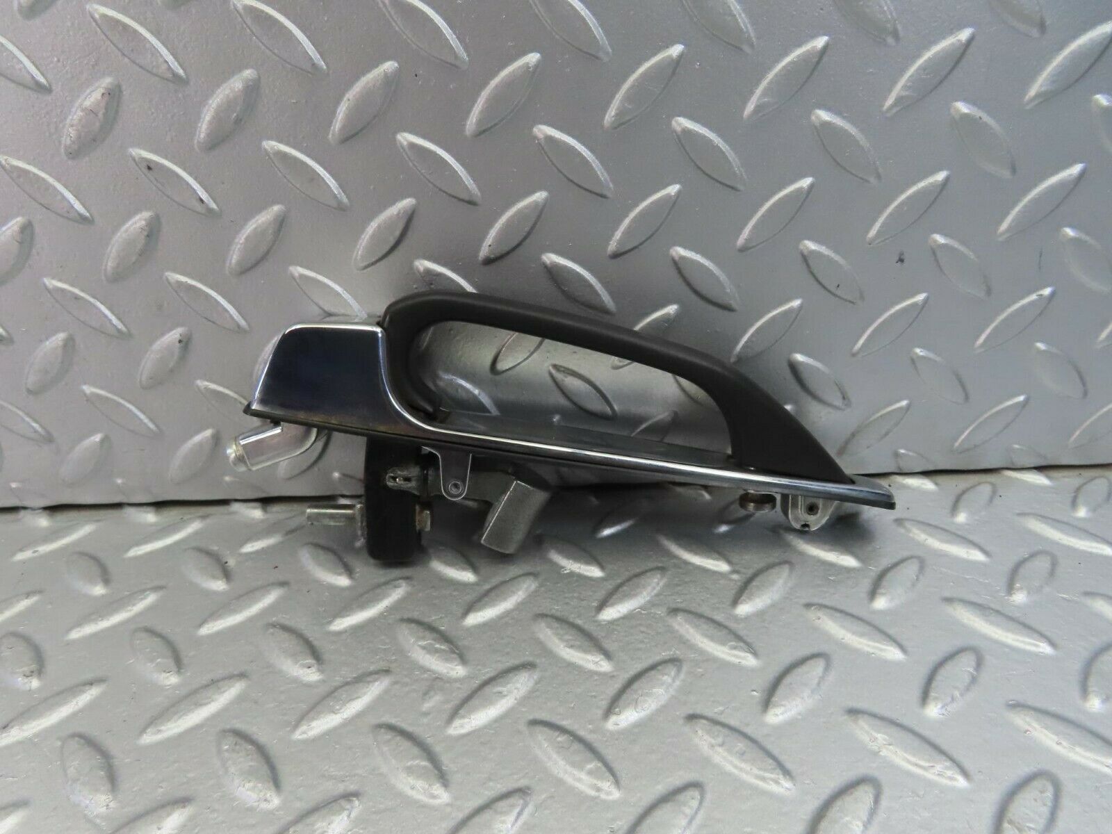 10827 Mercedes-Benz W123 230E Exterior Chrome Door Handle Rear 1237600359