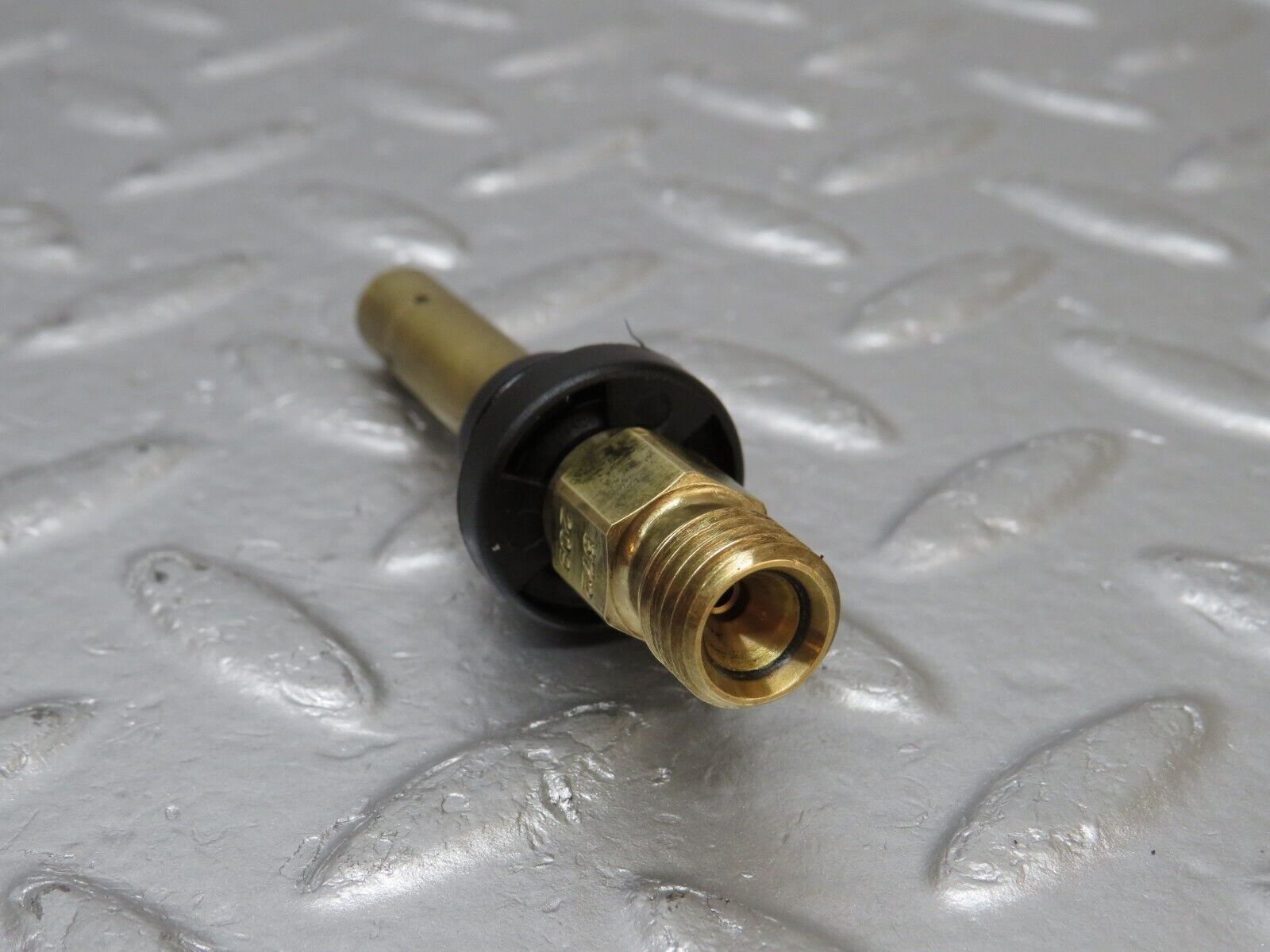 34477 Mercedes-Benz C126 380SEC Coupe Fuel Injector Bosch 0437502047