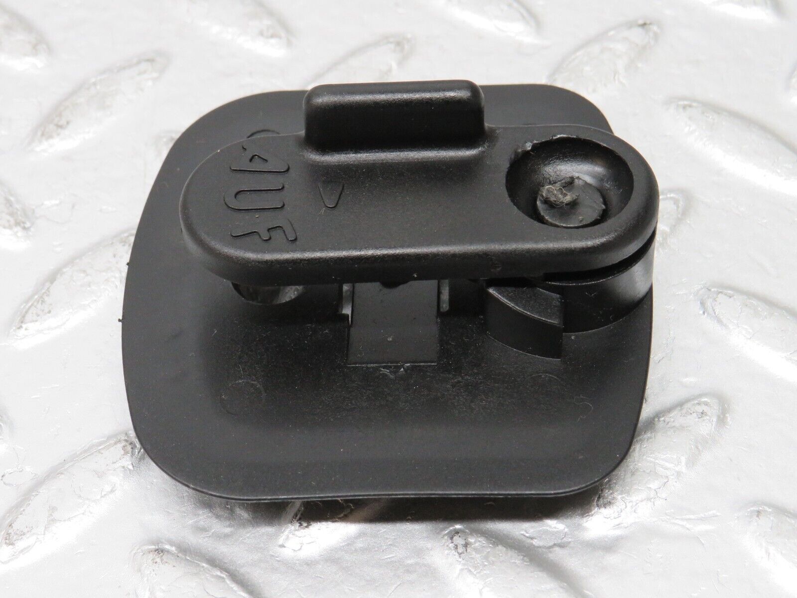 33442 Mercedes-Benz W202 C180 Warning Triangle Holder Bracket