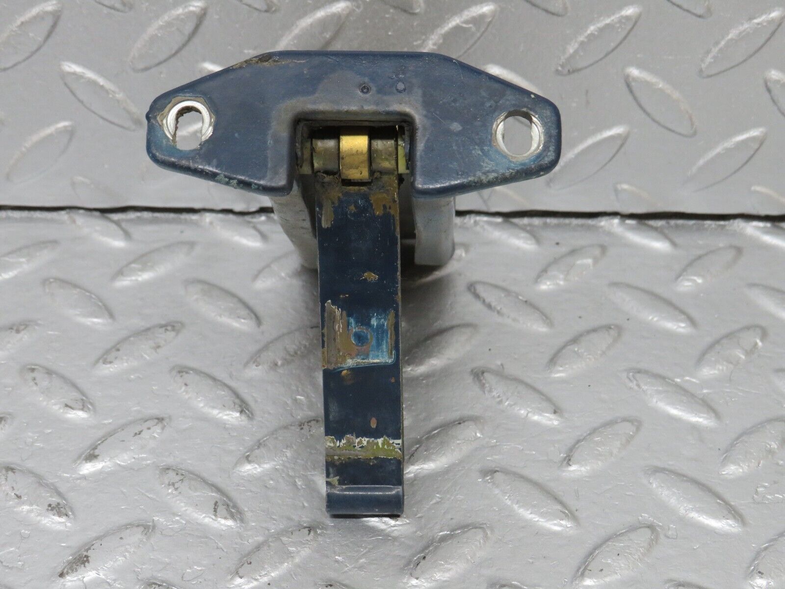 40277 Mercedes-Benz W110 230 Rear Door Safety Check Strap 1107230127