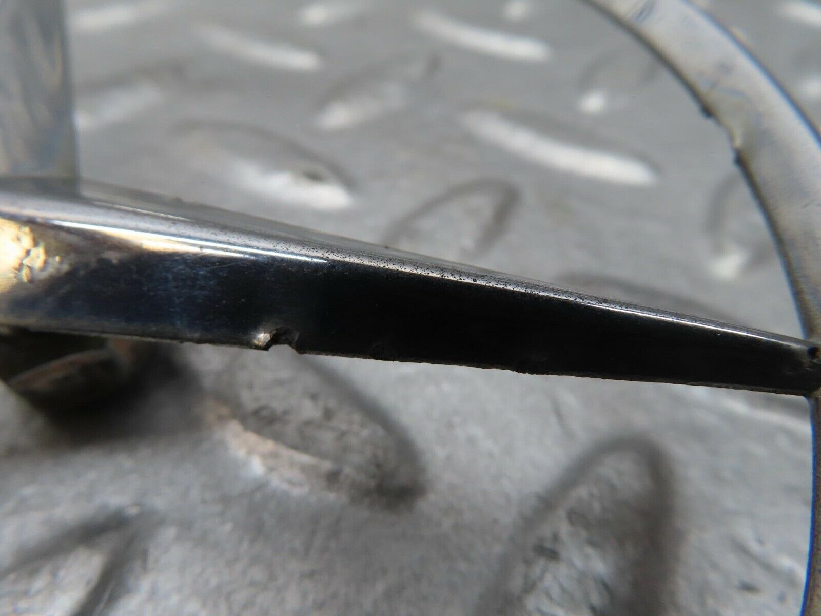 13623 Mercedes-Benz W123 200 Trunk Boot Lid Emblem  1267580058