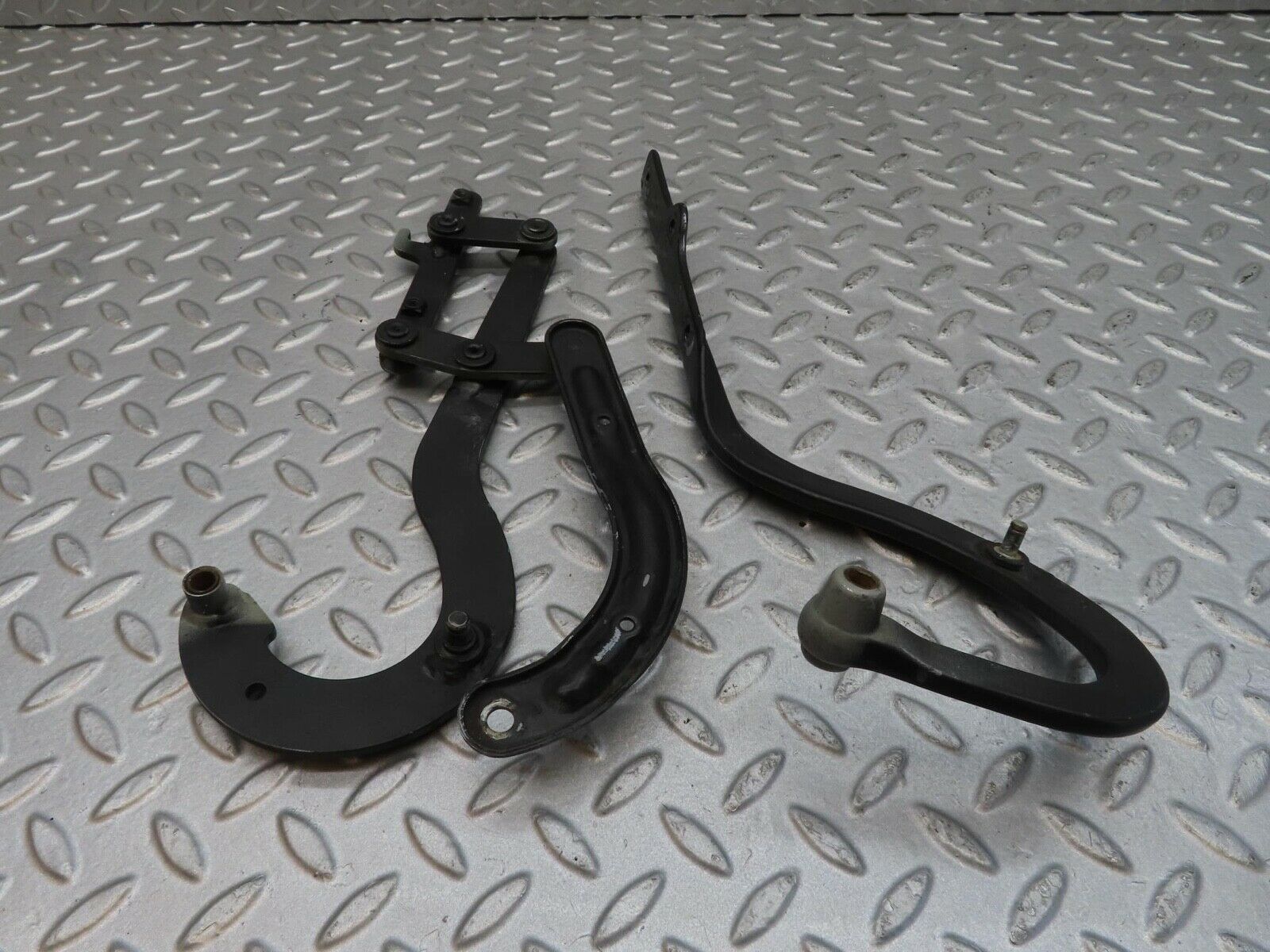 12211 Mercedes-Benz R129 300SL Coupe Trunk Boot Lid Hinge Right Side