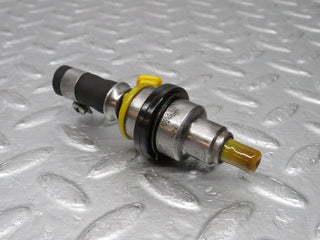 W109 fuel injector used OEM