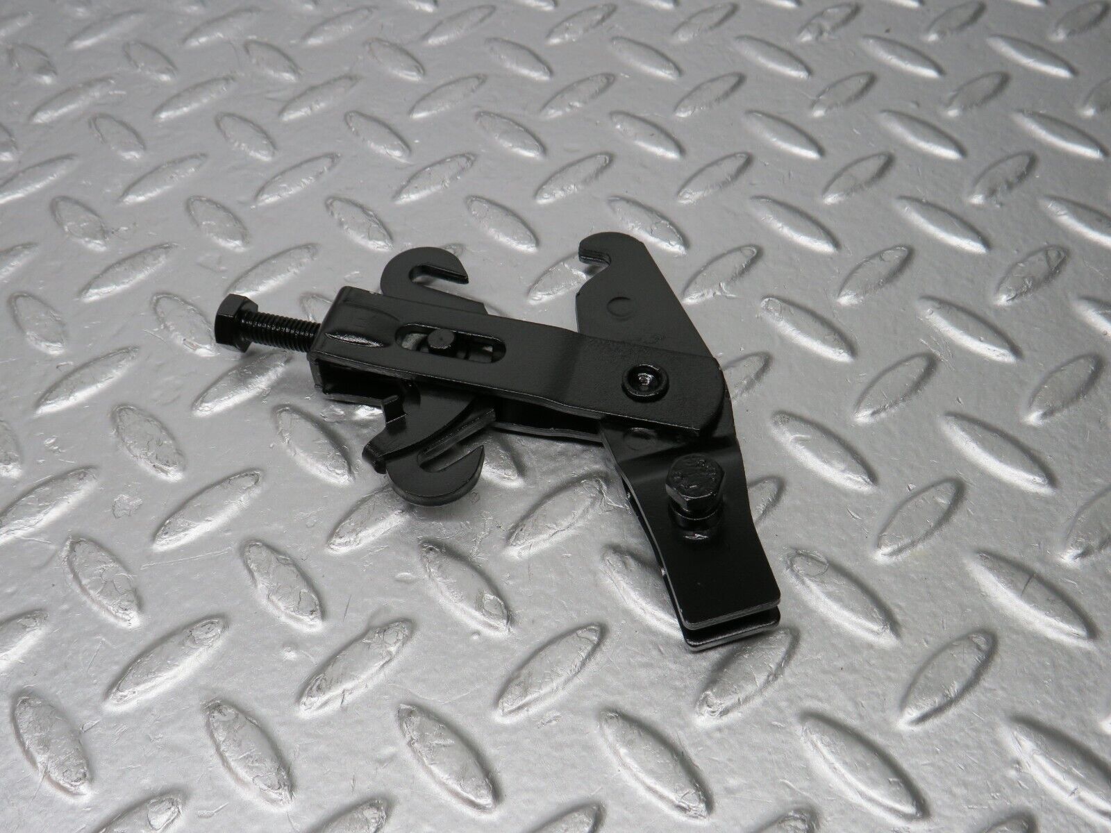 30905 Mercedes-Benz W201 190E 2.0L Handbrake Adjusting Handbrake Regulator