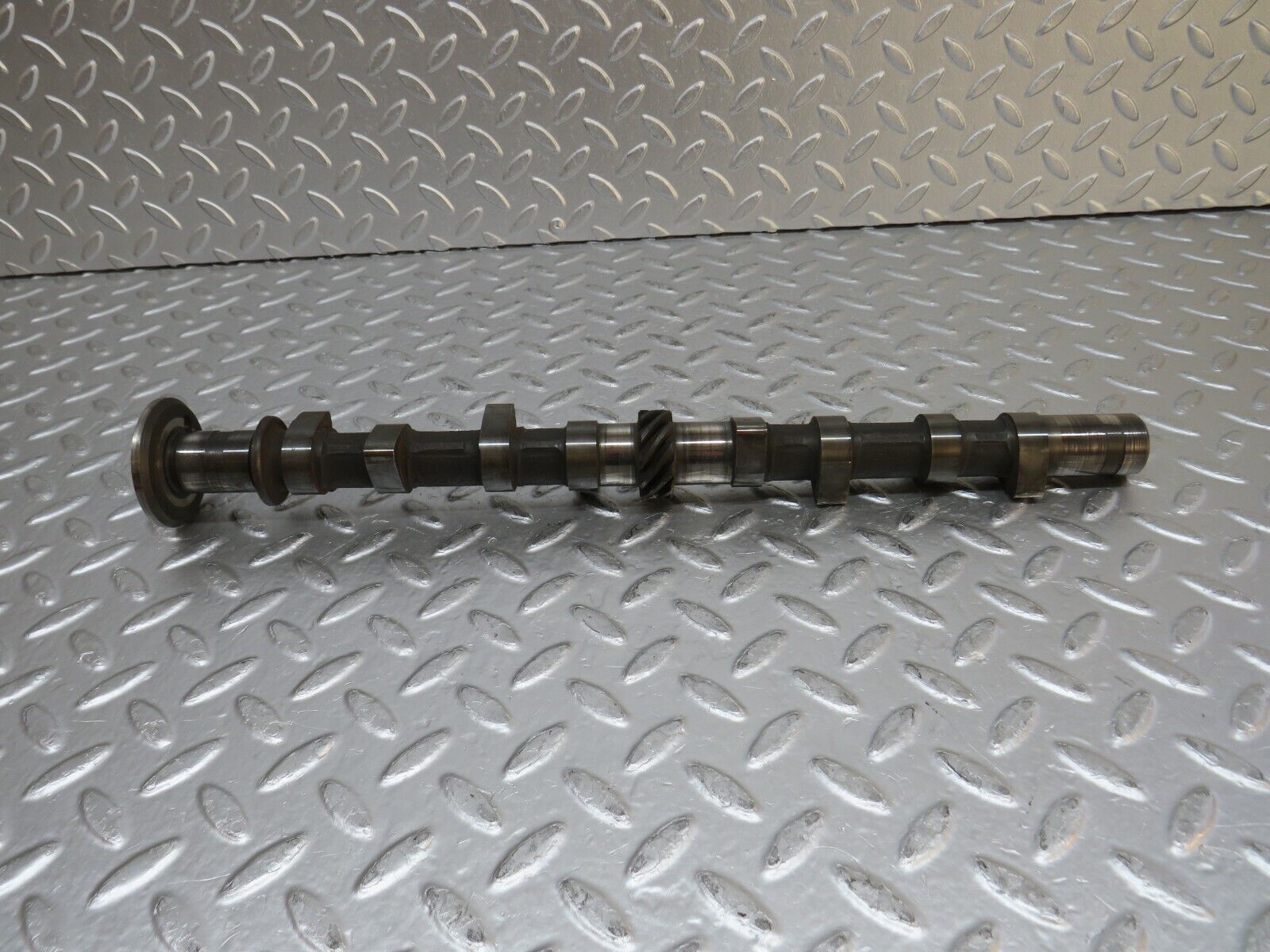 0327 Mercedes-Benz W120 180D Ponton Camshaft OM636