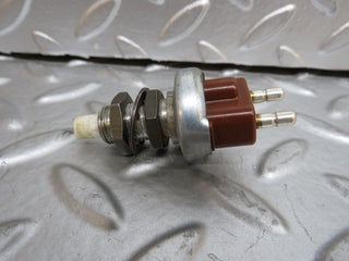 29173 Mercedes-Benz C124 320CE Coupe Brake Light Contact Switch 190130