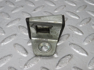 34133 Mercedes-Benz W124 260E Door Lock Latch