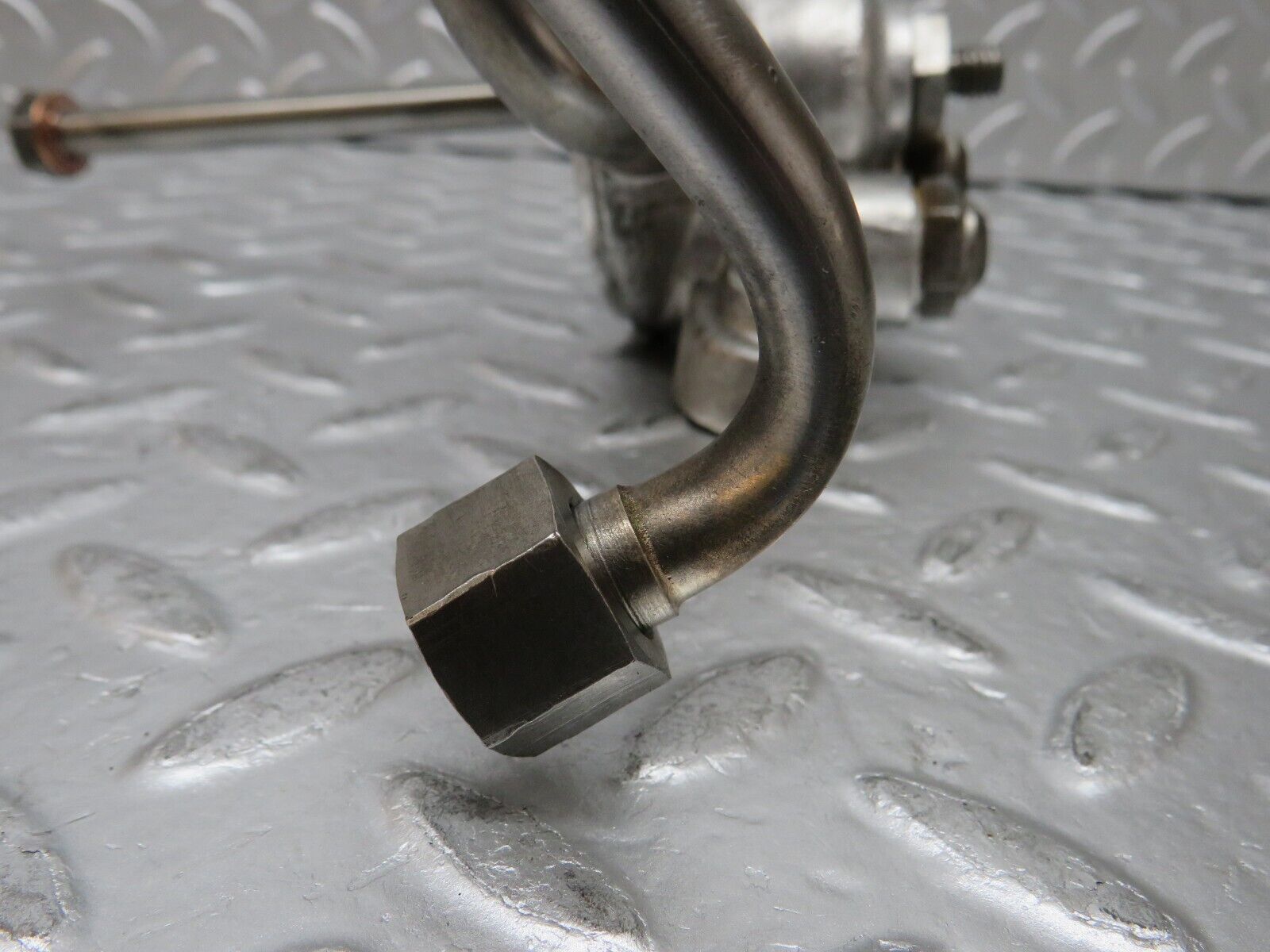 0252 Mercedes-Benz W120 Ponton Oil Filter Housing Knecht F098