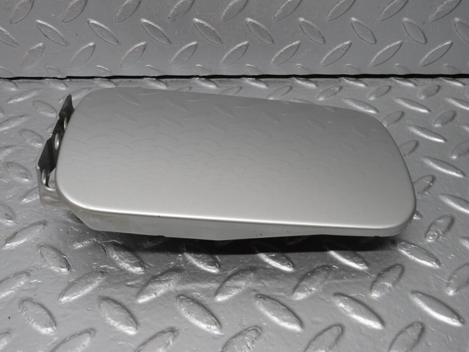 39405 Mercedes-Benz R129 320SL Coupe Fuel Tank Flap Cap 1295841339