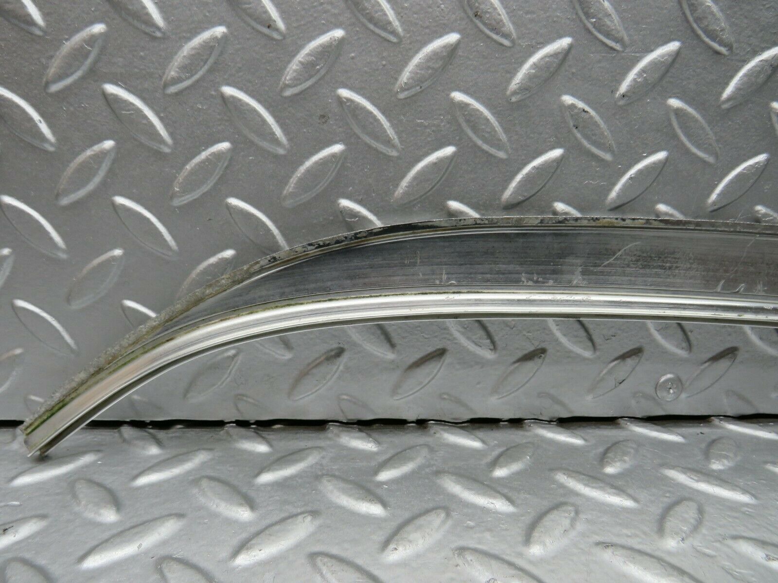 22018 Mercedes-Benz S123 280TE D Pillar Exterior Chrome Trim Right Side
