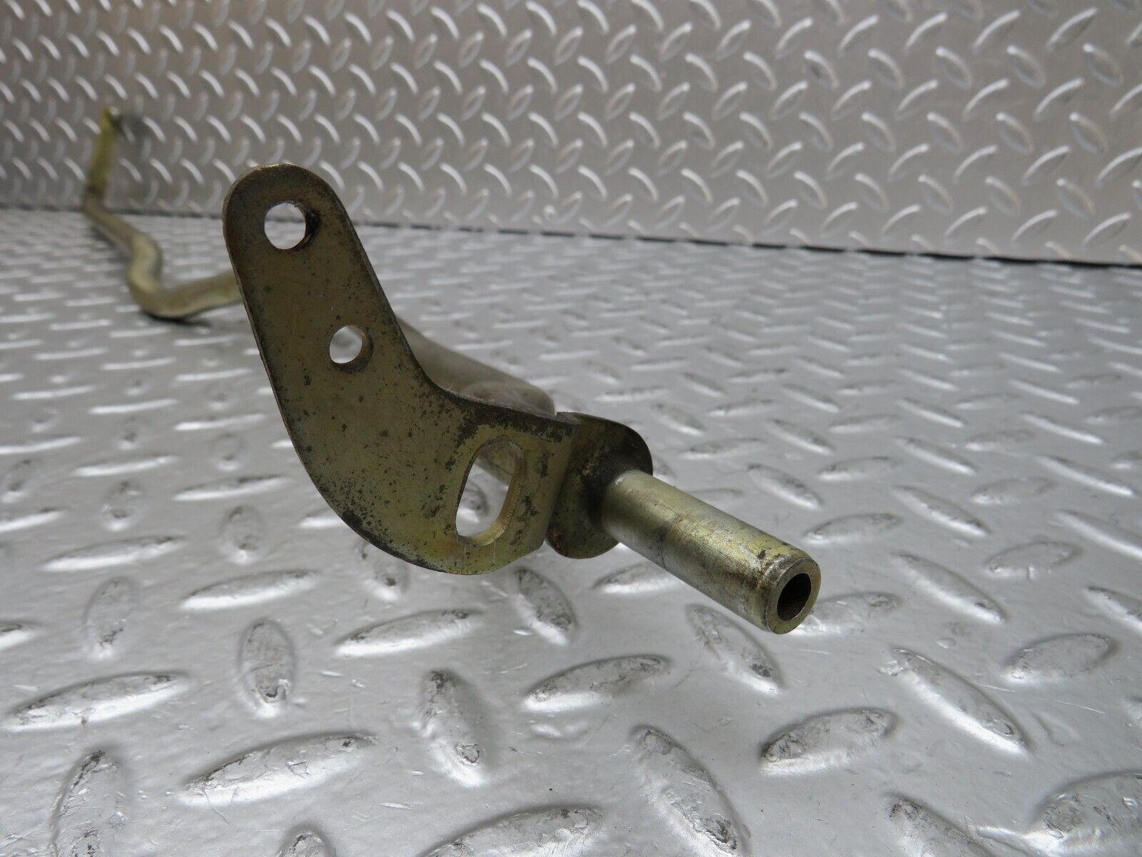 26321 Mercedes-Benz W116 450SE Accelerator Pedal Linkage
