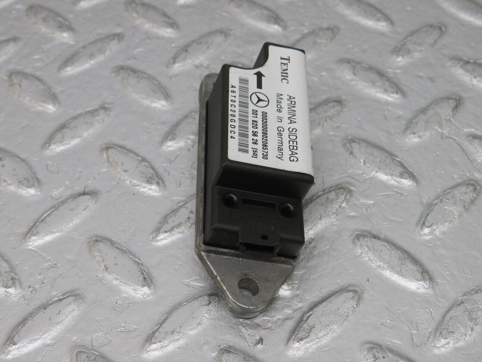 33170 Mercedes-Benz W210 Airbag Crash Sensor 0018205626