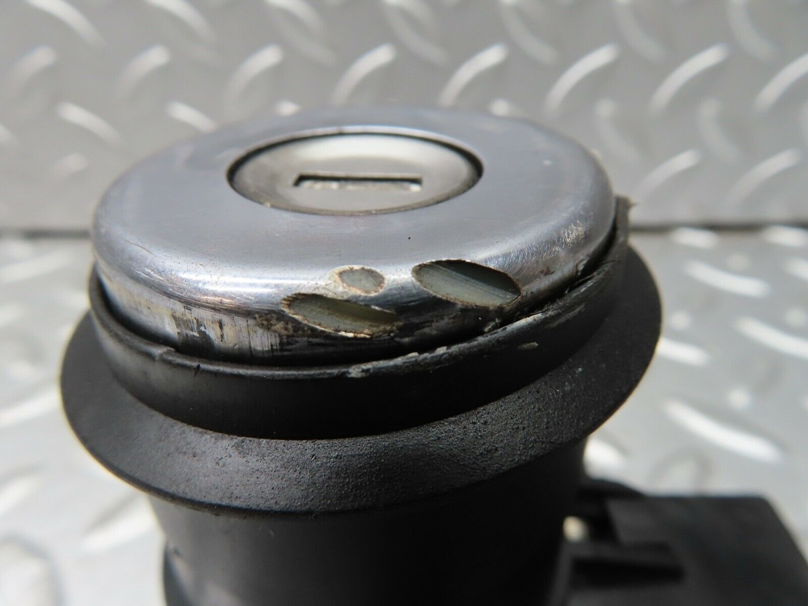 19514 Mercedes-Benz C140 CL420 Coupe Trunk Lock No Key 1408202610