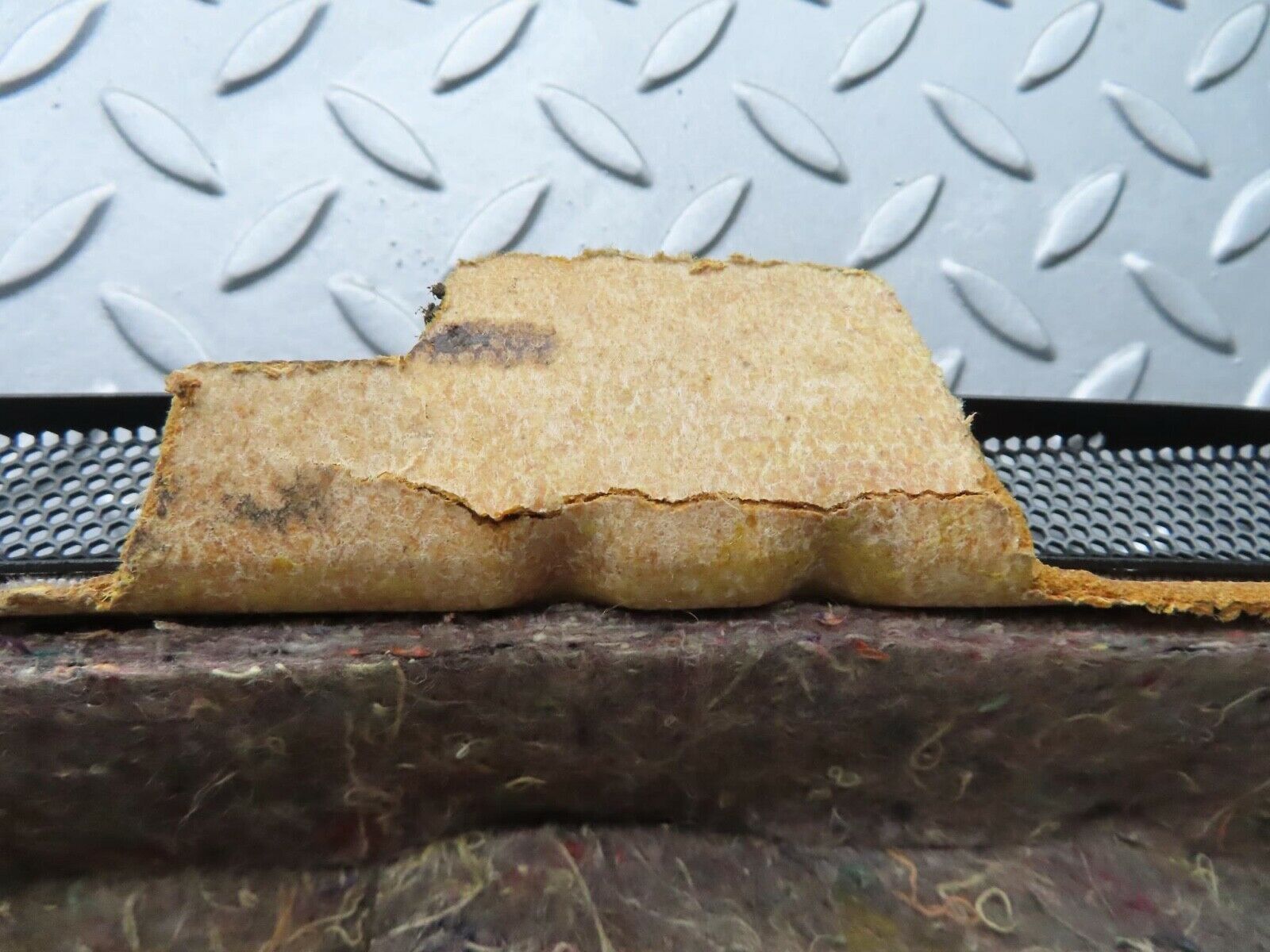 14857 Mercedes-Benz W140 S320 Parcel Shelf