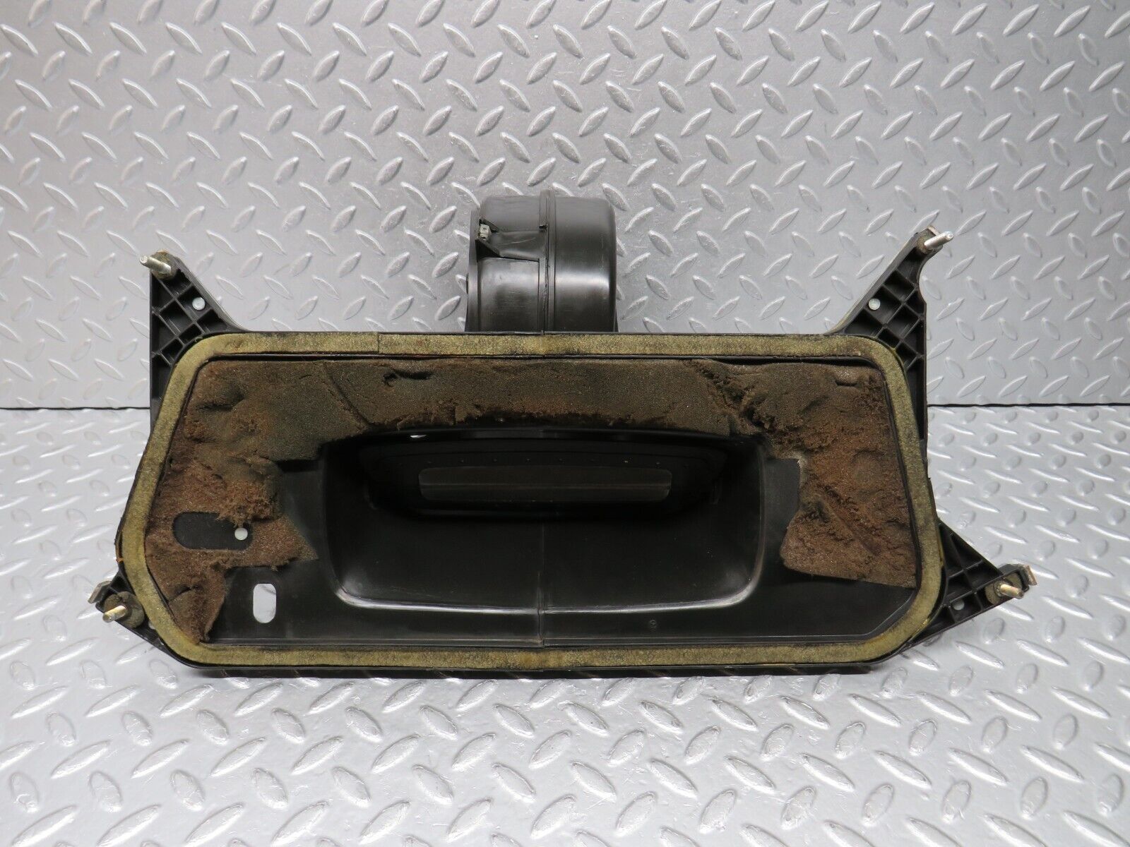 38862 Mercedes-Benz W201 190E 2.6L Heater Blower Housing
