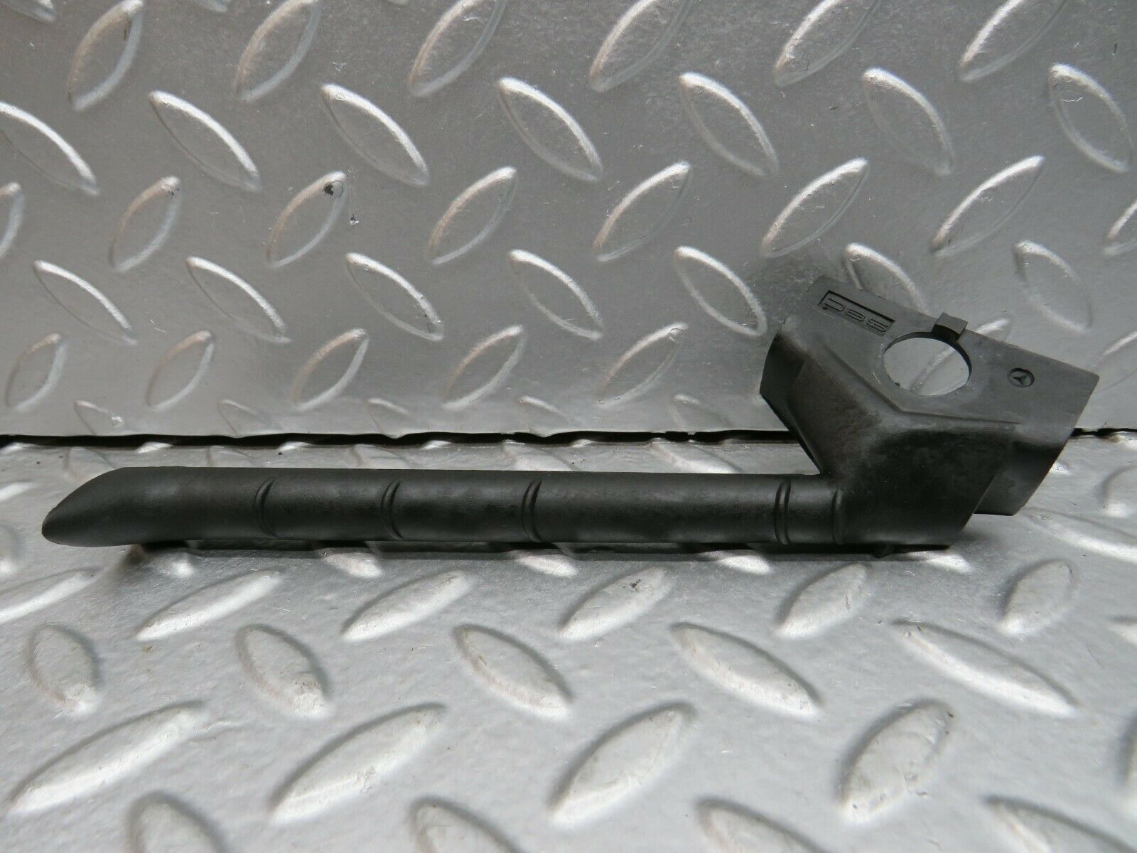 22279 Mercedes-Benz S123 280TE Wagon Wiper Mechanism Tray Water Drain