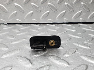 41301 Mercedes-Benz S124 E220 Wagon Windscreen Washer Nozzle