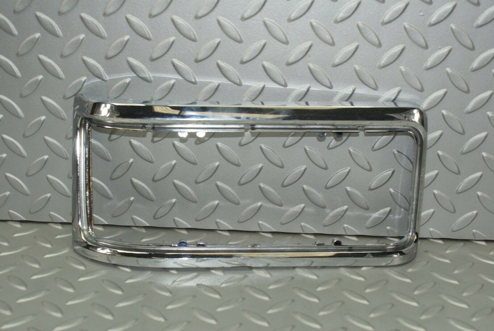 3091 Mercedes-Benz W115 220D Tail Light Chrome Frame Right Side 1158260259