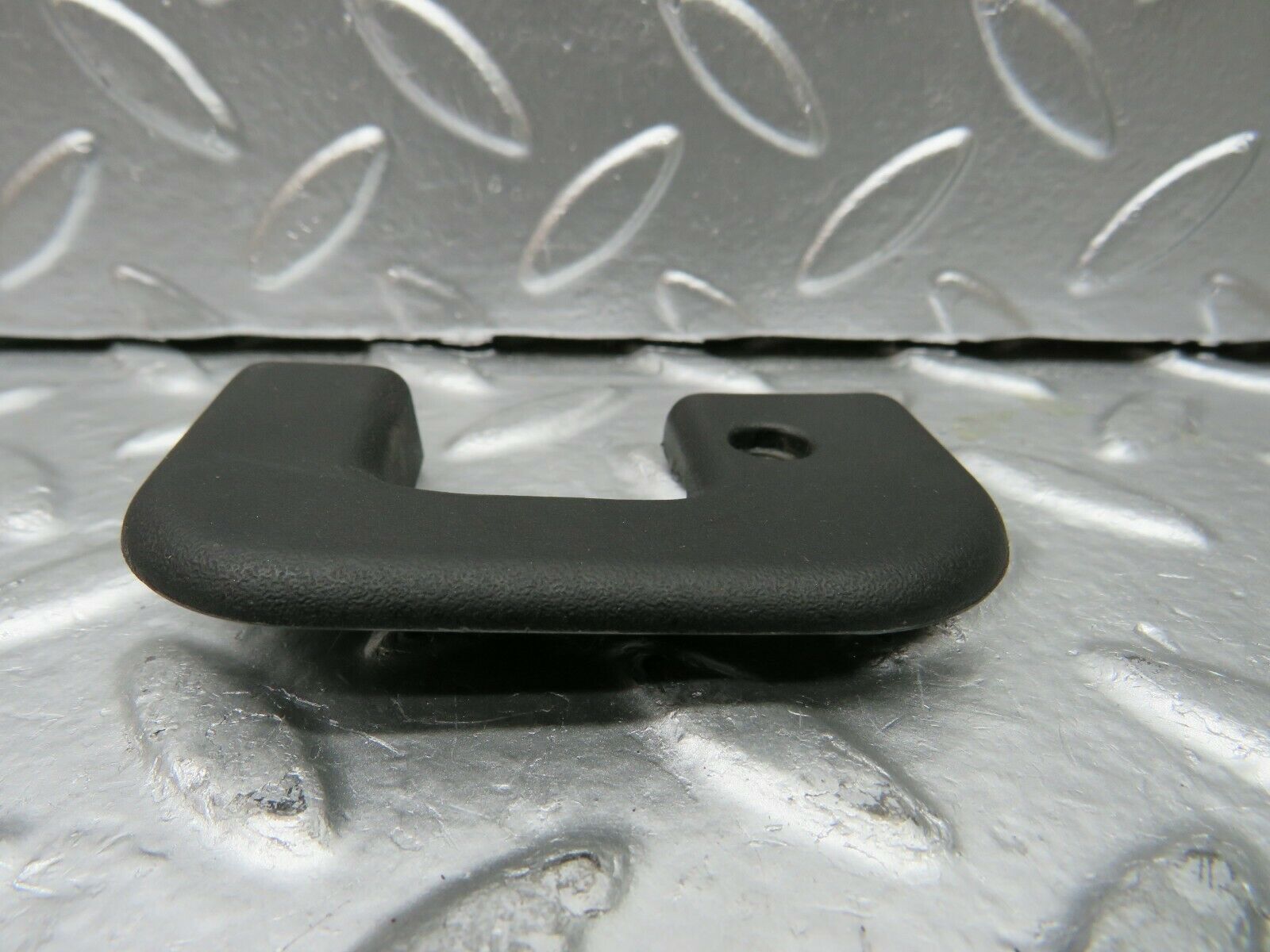 22626 Mercedes-Benz C124 E220 Coupe Right Door Lock Cover