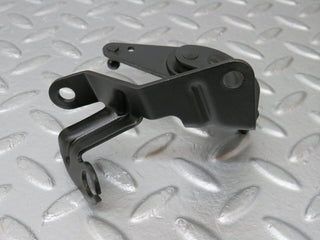 34586 Mercedes-Benz C126 380SEC Coupe Throttle Linkage